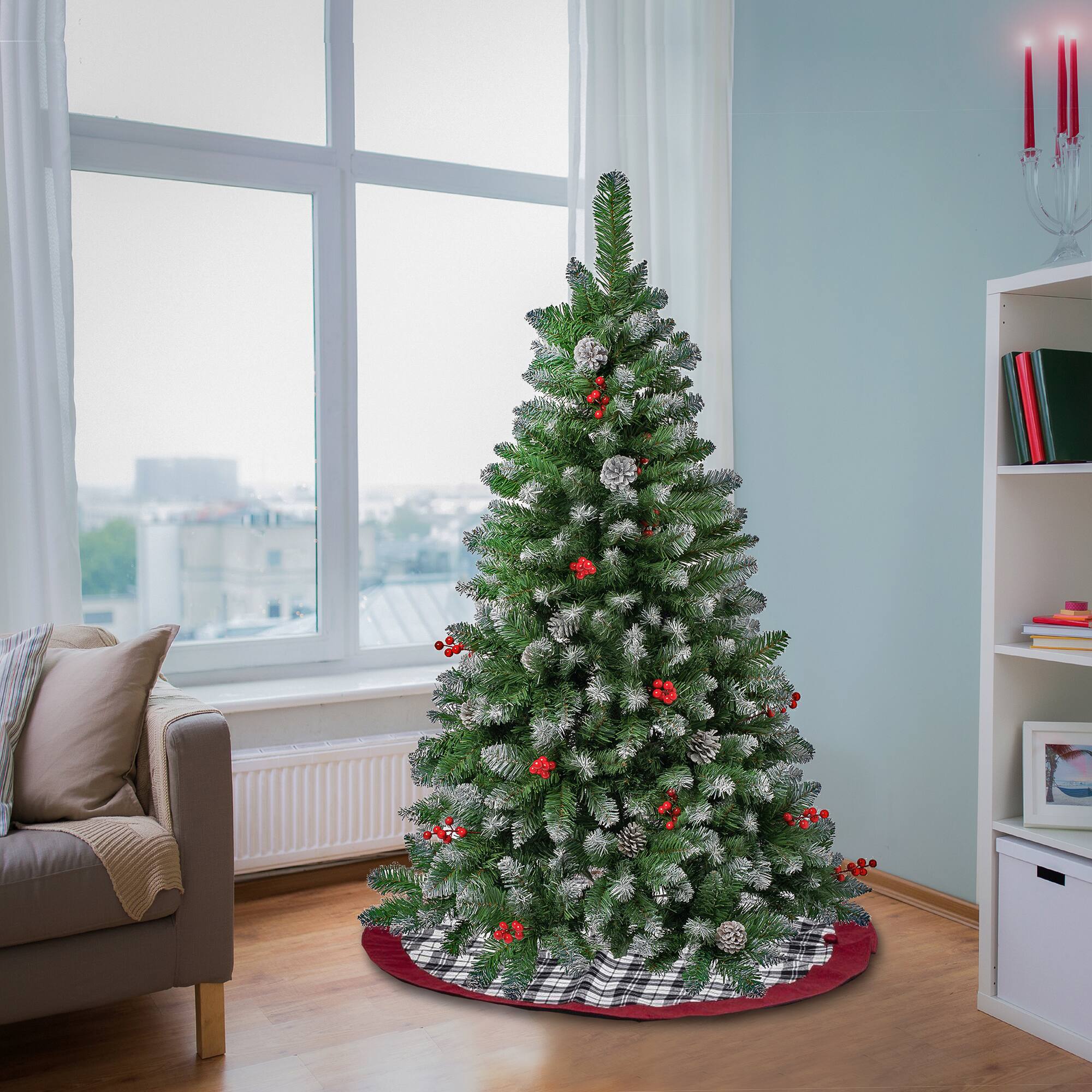 4.5ft. Unlit Cullen Pine Artificial Christmas Tree